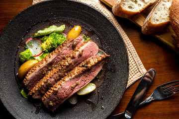 鴨のローステッド スモーク マグレカナール フレンチ