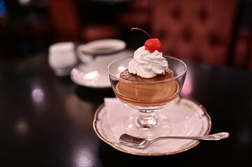 プリンな朝食〜レトロな喫茶店にて