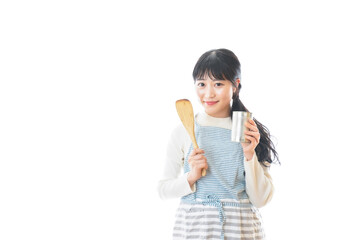 クッキング教室に通う若い女性