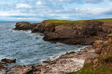 Fototapeta na wymiar View of the Atlantic coast in Ireland during the summer