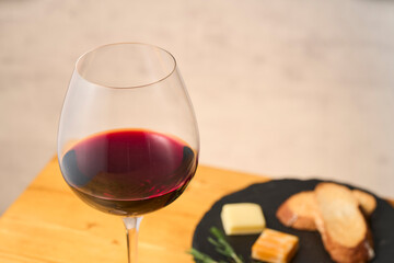 赤ワインとチーズ