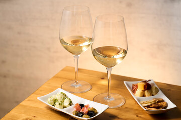 白ワインとアペリティフ