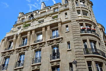 Fototapeta na wymiar Paris; France - july 8 2021 : the Raynouard street