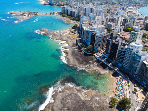 Imagens a&eacute;reas do Centro de Guarapari, mostrando as praias da Castanheira, praia das Virtudes, praia do Namorados, praia da Areia Preta, Praia da Fonte,  Ipiranga, canal e ponte