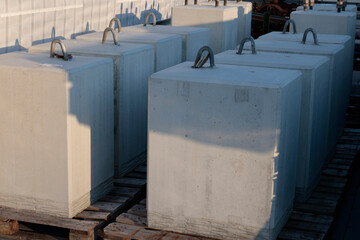 betonsockel als gewicht f&uuml;r festzelt oder fundament f&uuml;r verankerung