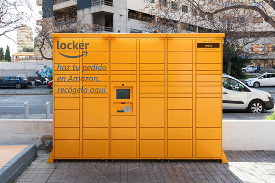 VALENCIA, SPAIN - FEBRUARY 28, 2022: Amazon Locker located outside of a gas station