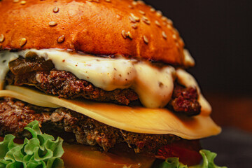 Smash Burguer Goumert com cenário para rede Social e cardápio.