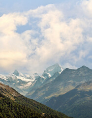 Obraz na płótnie Canvas Mountains of the Swiss Alps
