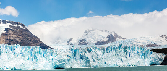 Perito moreno glacier in argentinian patagonia - obrazy, fototapety, plakaty