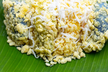 Mung bean rice crepe. Thai dessert