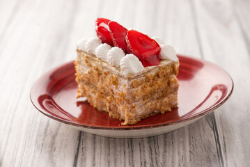 cake with strawberry