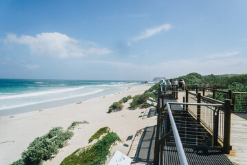 Obraz premium People on pathway and platform at Seal bay on Kangaroo Island, South Australia