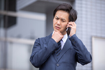 カジュアルビジネスの会社員
