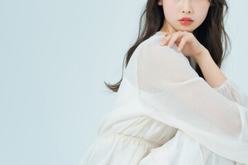 ULUが導く「似合う理論」──骨格診断・パーソナルカラー・顔診断を融合した新時代の美の設計