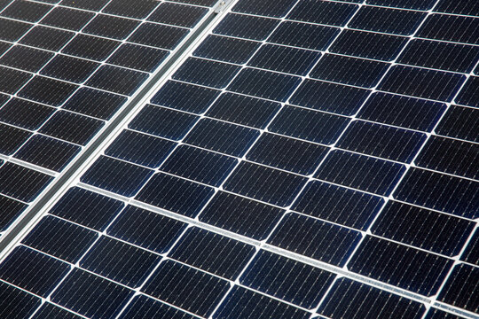 Half-Cell Solar Panels