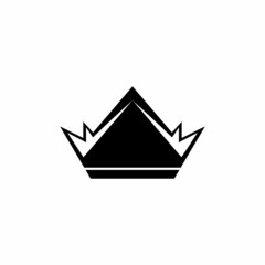 Set of crown icons. Collection of crown awards for winners  champions  leadership. Vector isolated elements for logo  label  game  hotel  an app design. Royal king  queen  princess crown.