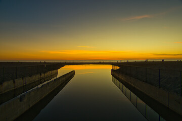 Obraz premium Reflection Sunset