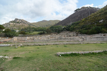 Fototapeta na wymiar villa romana di tiberio sito archeologico di sperlonga nel lazio