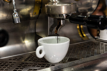 Coffee making machines, coffee making process