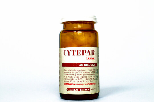 Vintage 1962 CYTEPAR ERBA, medicine with Gastric mucoprotein, Nicotinamide, Methionine, Vitamin B12 for the treatment of cirrhosis, hepatitis. CARLO ERBA &ndash; Milan (Italy)