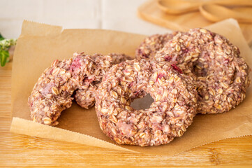 オートミールと豆腐とイチゴのマフィン