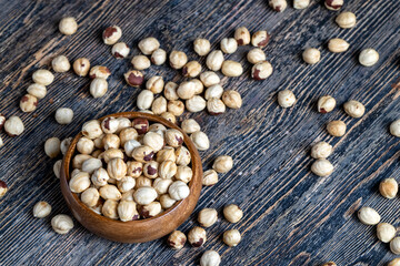 hazelnuts peeled from the shell
