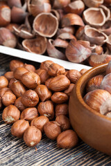 hazelnuts peeled from the shell