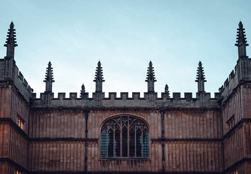 Beautiful shot of Bodleian Library under the clear skies