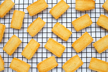 Cheese crispies on metal cooling rack