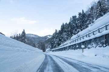 雪道のイメージショット