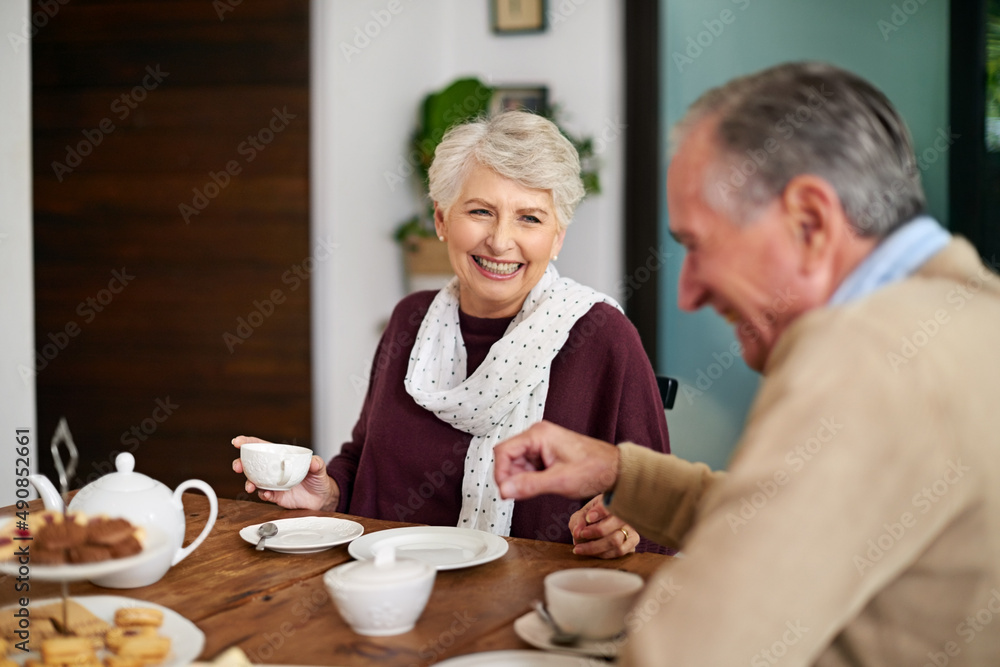 Poster People who love to eat are the best people. Cropped shot of a senior couple having lunch at home.