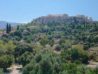 Akropol.
