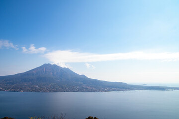 快晴の空と桜島