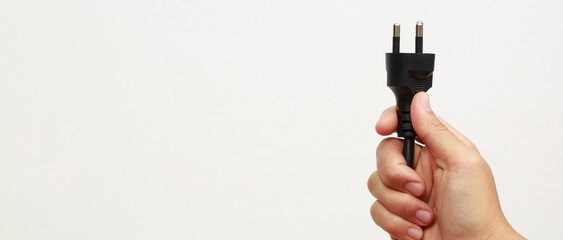 Electrical appliances plugs full of all plugs or plugs together. Because of the risk of causing a...