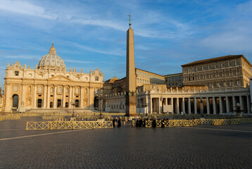 Fototapeta na wymiar Vatican, Rome, Italy - June 2000: View of St. Peter's Square