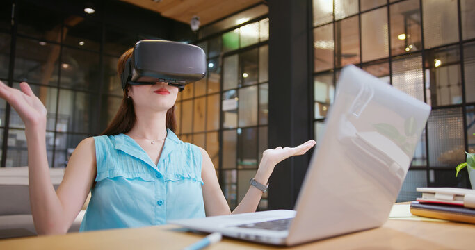 meeting with VR glasses