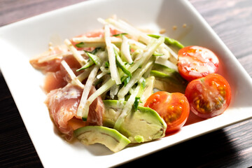 carpaccio salad tuna avocado cucumber radish マグロとアボカドのカルパッチョ