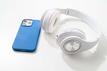 スマートフォン　イヤホン　ヘッドホン