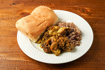 Jamaican chicken curry with coco bread