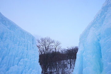 日本 北海道 千歳 冬 支笏湖 氷濤まつり