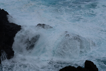 Wellen Lava Porto Moniz Madeira Portugal