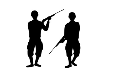 ライフル銃を構える兵士2人のシルエット、戦争やサバゲー