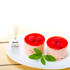 fresh raspberry cake mousse dessert