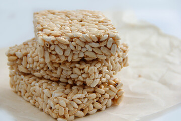 popcorn for proper nutrition on a light background