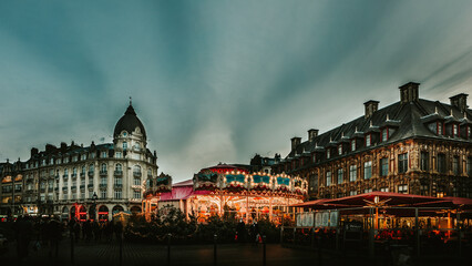 place th&eacute;&acirc;tre nuit proche