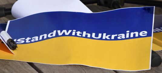 Plakat auf einer Ukraine-Demo: 
