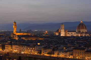 Fototapeta na wymiar Evening view of Florence, Duomo