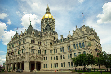 Fototapeta na wymiar Connecticut - State Capitol in Hartford with a golden dome during summer day, Connecticut in the USA