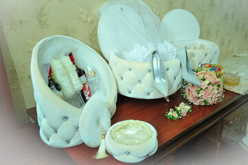 wedding baskets shoes bridal bouquet gifts and tarosiki