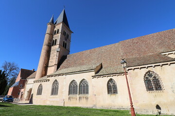 L'église catholique Notre Dame, construite au 16ème siècle, vue de l'extérieur, ville de...